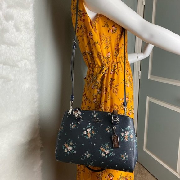 COACH ETTA CARRYALL WITH ROSE BOUQUET PRINT - Picture 8 of 8